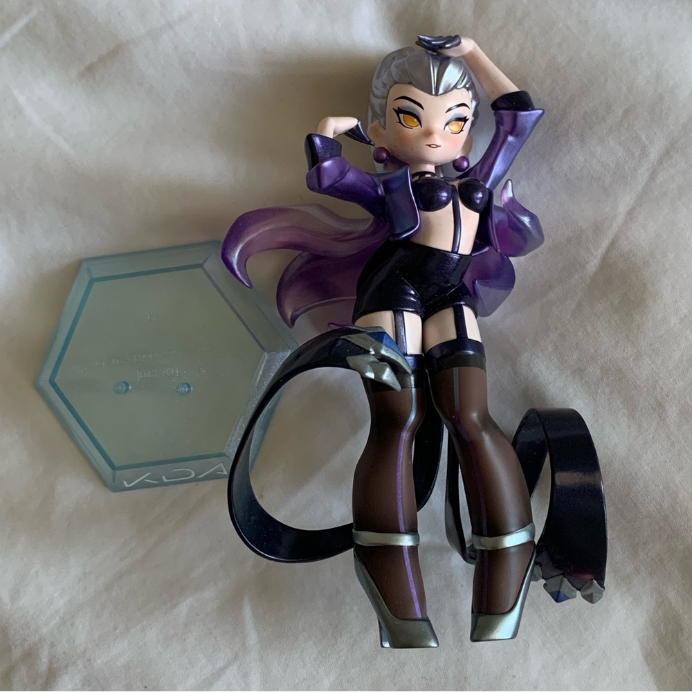 POPMART K/DA All Out - Evelyn